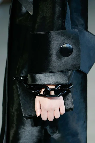 Look 47